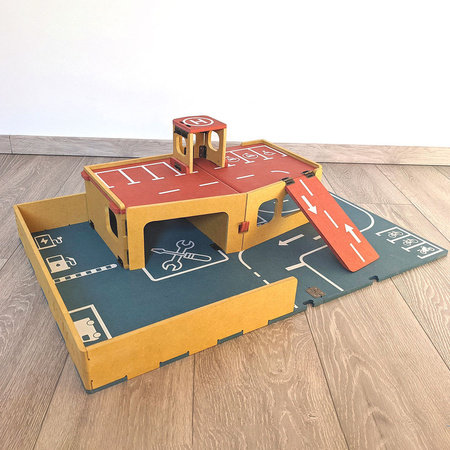DIY Drewniany pojazd: Pop'Up Garage | Croc Toys®